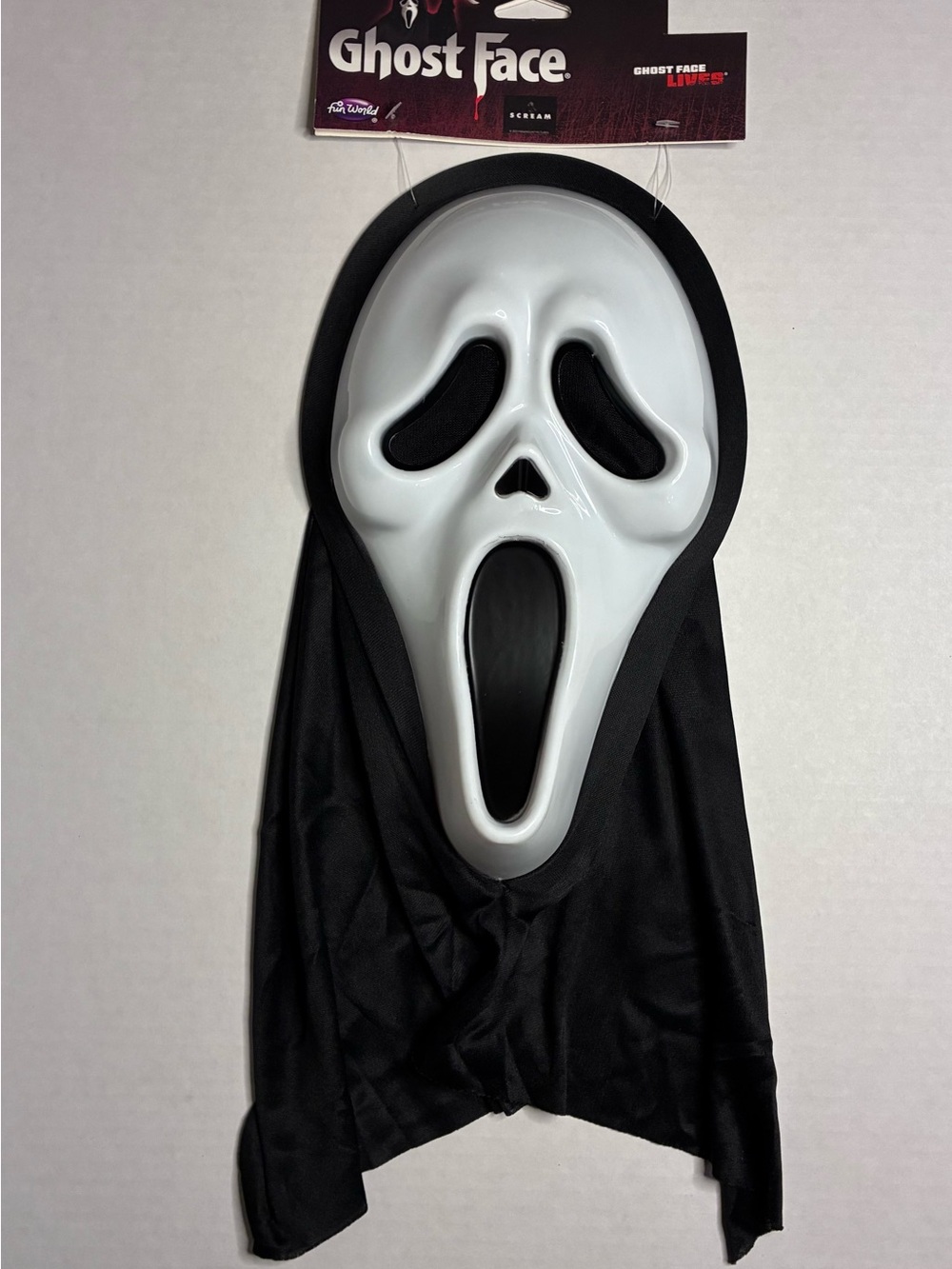 Fun World Ghost Face Lives Mask Scream Halloween Slip On Costume Collectible.